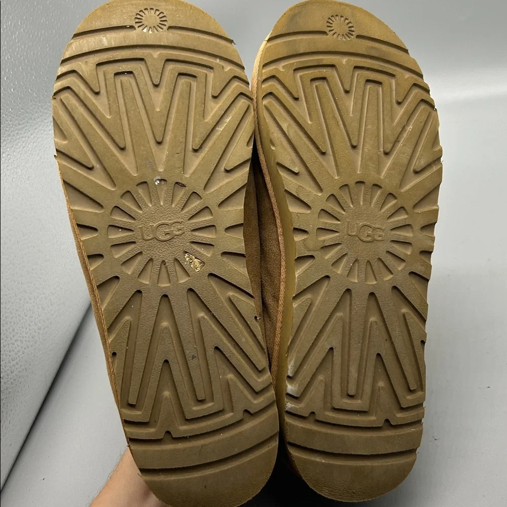 UGG TASMAN SLEEPERS,MENS SIZE 11 Chestnut